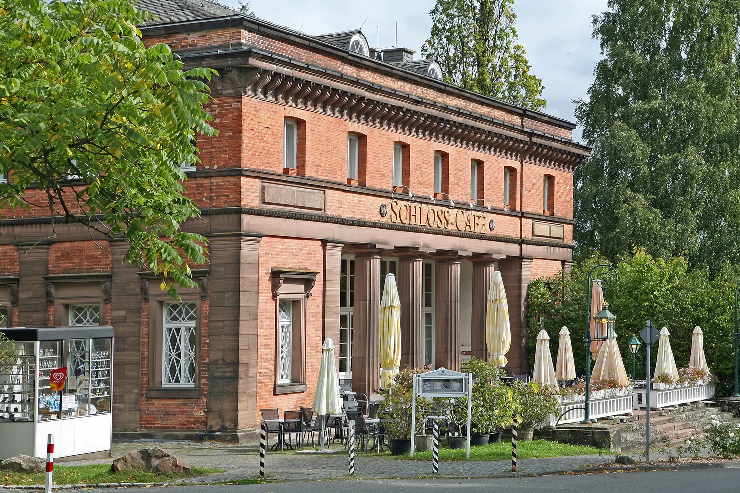 Bergpark Wilhelmshöhe - 00 4195 Bergpark Wilhelmshöhe - Schloss Café