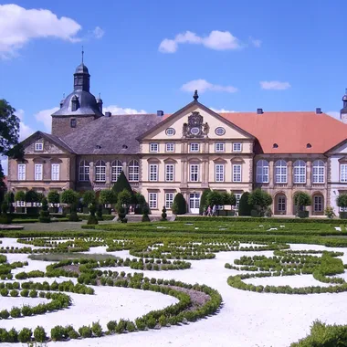 Schloss Hundisburg in Haldensleben - 100600 Hundisburg