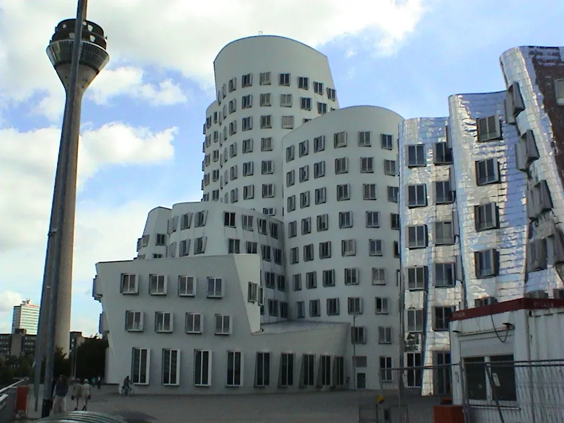 MedienHafen - 2003-09 Düsseldorf Medienhafen (3)