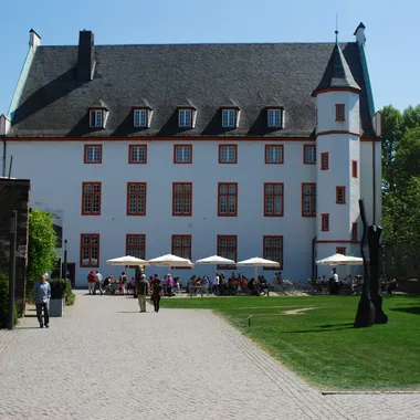 Deutschherrenhaus (Ludwigmuseum) - 20110507 koblenz135