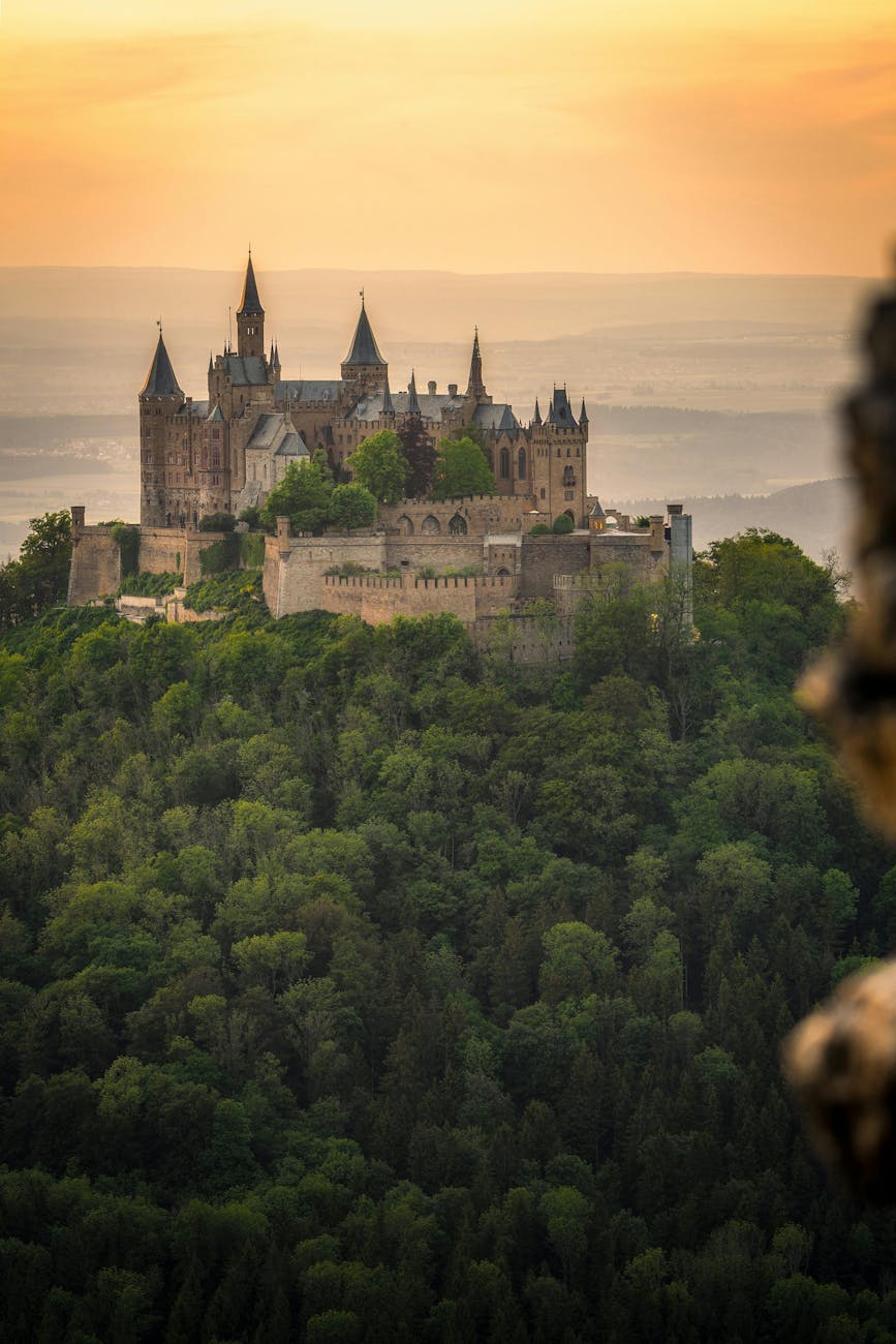 Burg Hohenzollern und Schwäbische Alb
