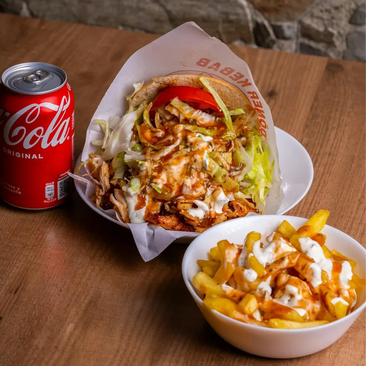 Döner mit Pommes und Cola