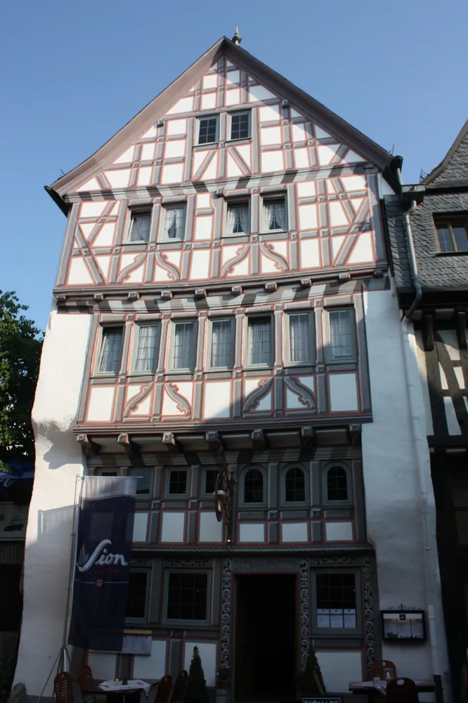 Werner-Senger-Haus - 53246 Limburg, Rütsche 5