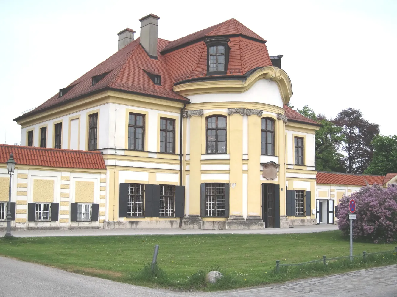 Porzellan Manufaktur Nymphenburg - 8Schlossrondell-02
