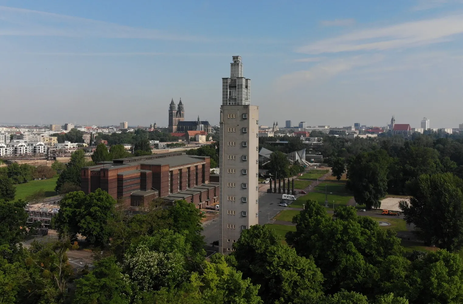 Rotehornpark und Aussichtsturm Albinmüller-Turm - Aerial Albinmüller-Turm 01