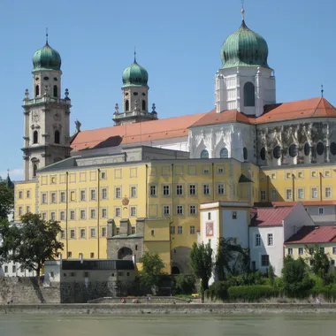 Alte Bischöfliche Residenz - Alte Residenz Dom Passau