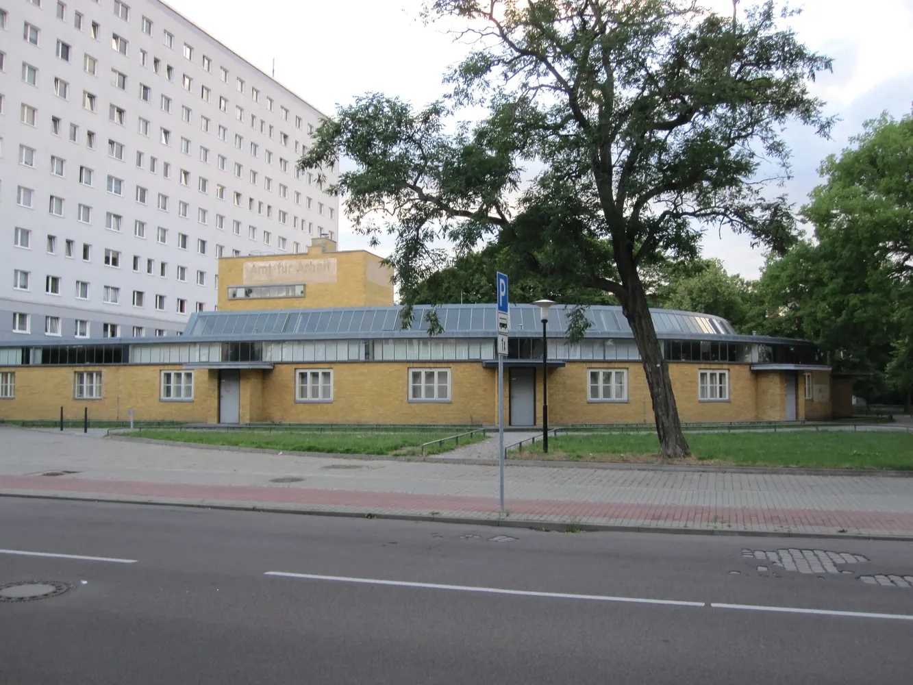Arbeitsamt von Walter Gropius - Arbeitsamt Dessau3