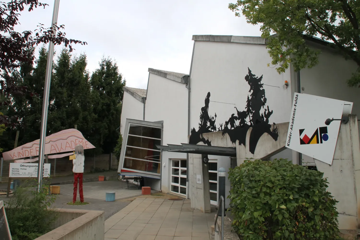 Kinder-Akademie Fulda KAF - Außenansicht der Kinder-Akademie Fulda