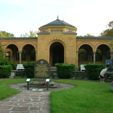 Jüdischer Friedhof Weißensee - Berlin-Weissensee Jewish cemetery entrance