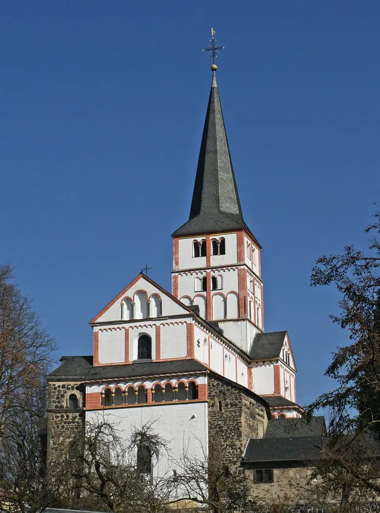 Doppelkirche Sankt Maria und Clemens - Bonn schwarzrheindorf doppelkirche aussen
