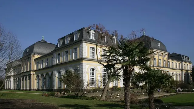 Poppelsdorfer Schloss und Botanischer Garten