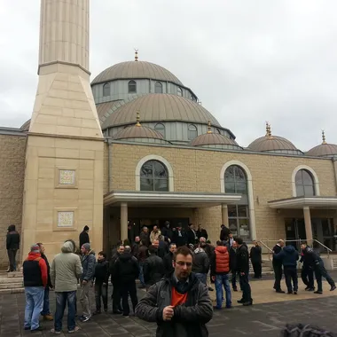 DITIB-Merkez Moschee - DITIB-Merkez-Mosque Front