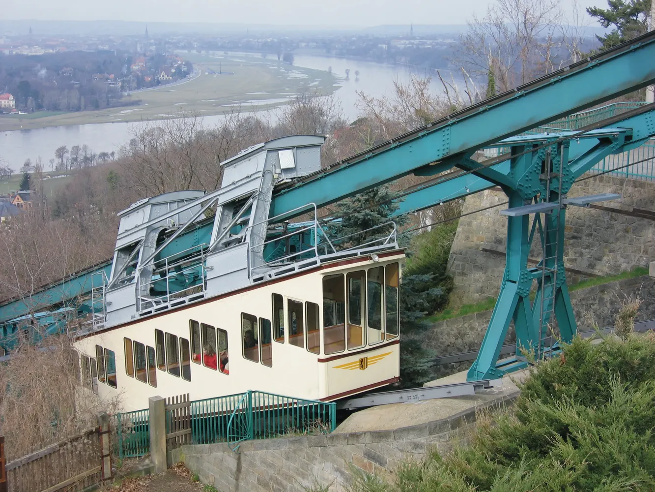 Dresdner Schwebebahn - Dresden Bergbahn 129