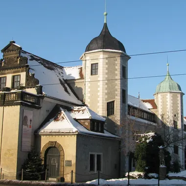 Museum für Sächsische Volkskunst mit Puppentheatersammlung - Dresden Jägerhof
