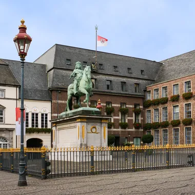 Altstadt Düsseldorf - Düsseldorf (DE), Jan-Wellem-Reiterdenkmal -- 2014 -- 2313