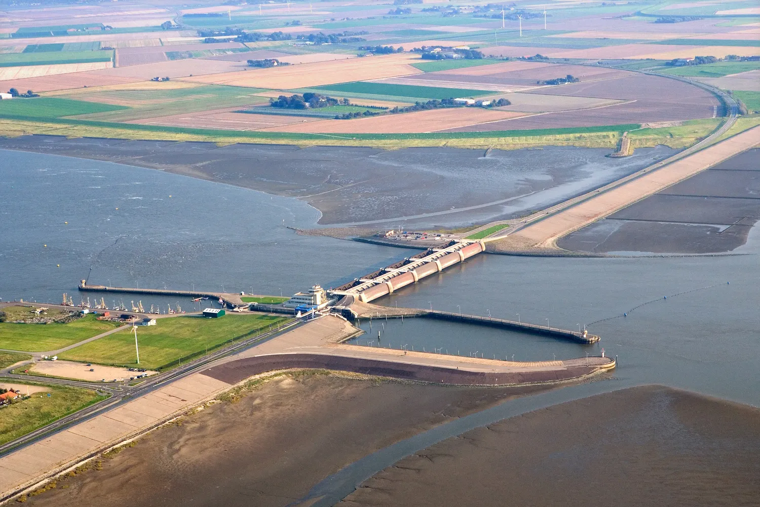 Eidersperrwerk - Eidersperrwerk Luftaufnahme landwaerts
