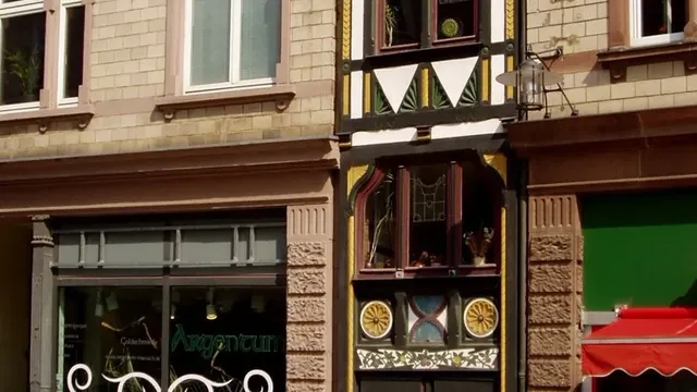Schmales Haus
