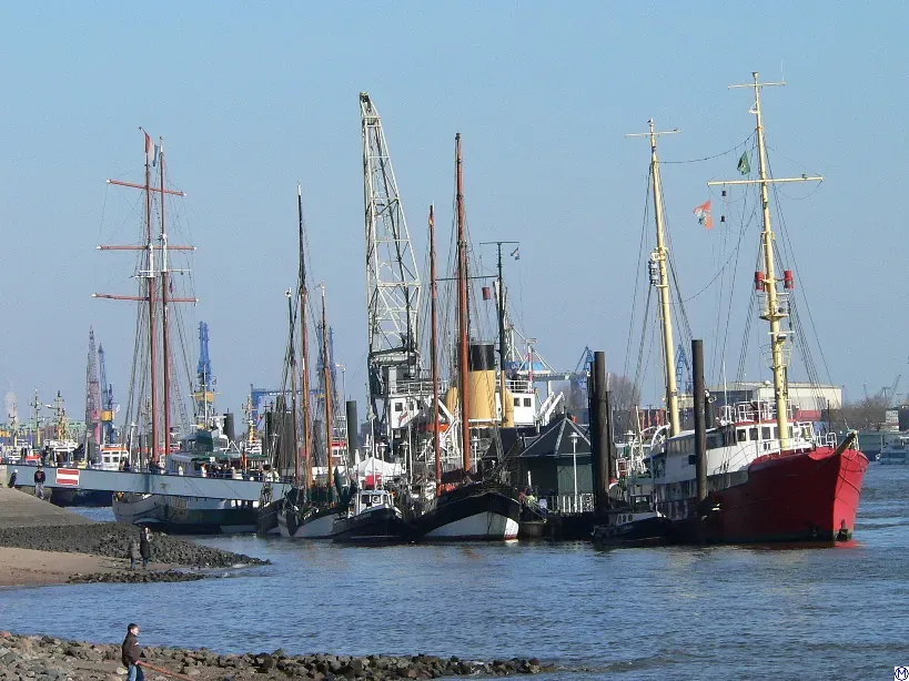 Museumshafen Övelgönne - Elbe.Anleger Neumühlen.wmt