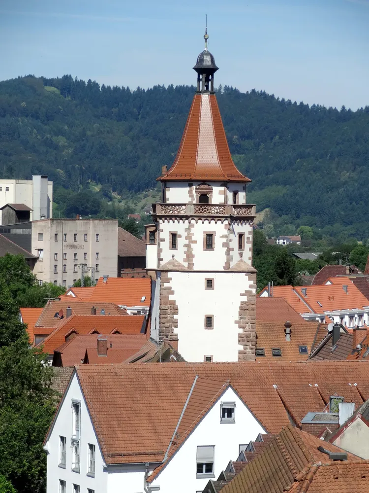 Narrenmuseum Niggelturm - Gengenbach, Blick auf den Niggelturm vom Kinzigtor 3