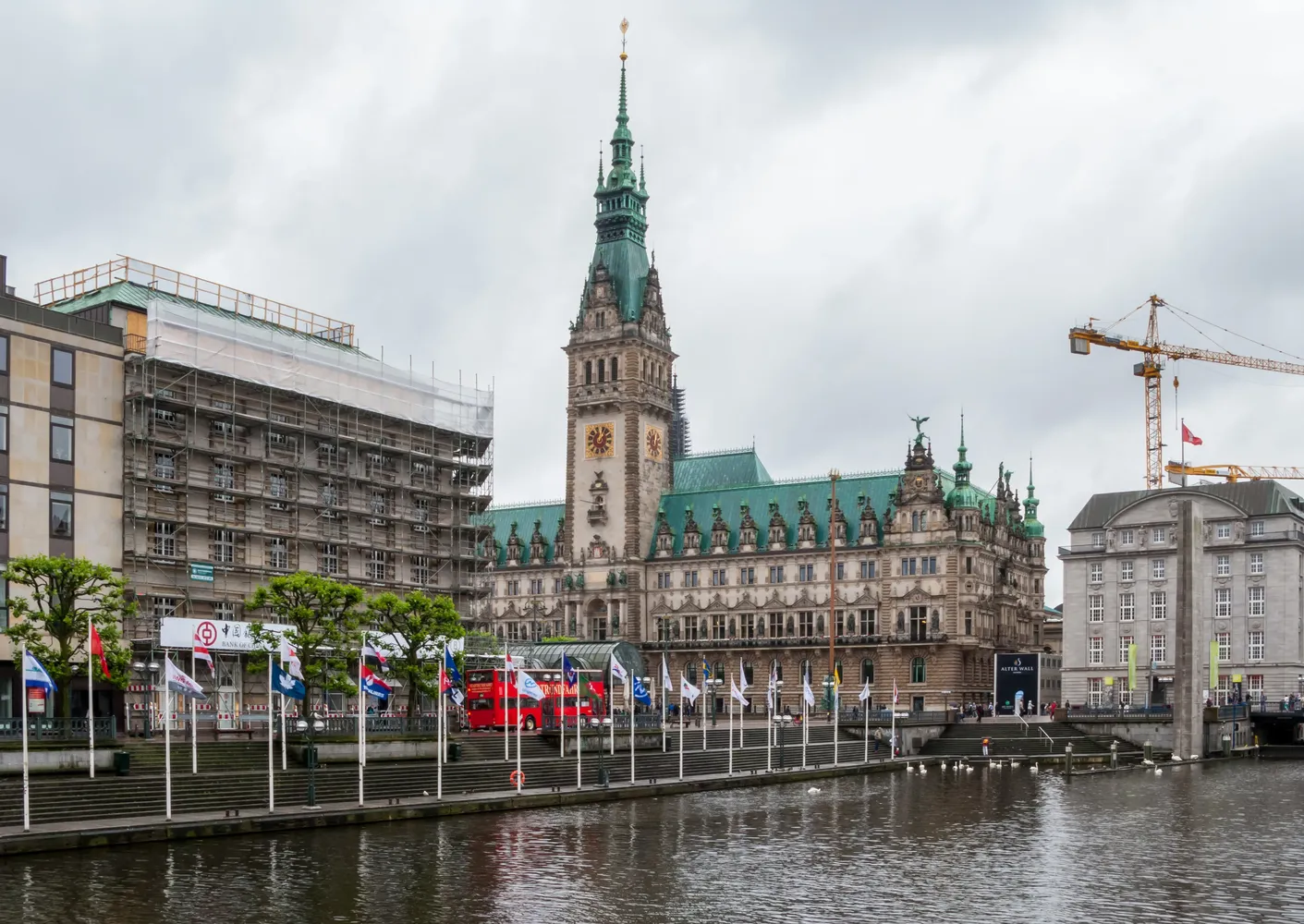 Hamburger Rathaus - Hamburg, Rathaus -- 2016 -- 4175