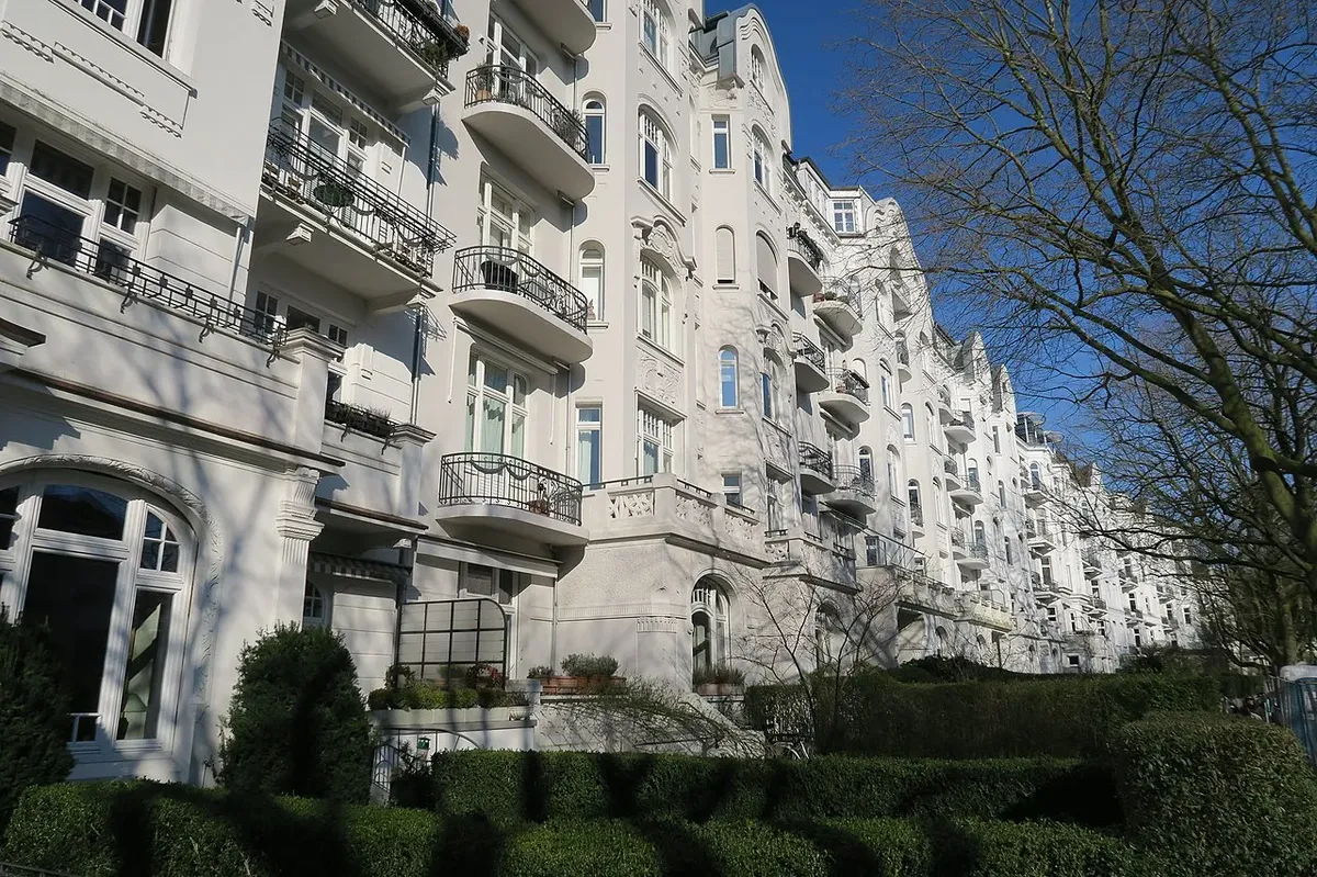 hamburg hamburg_1280px_isestra_c3_9fe_h_c3_a4userfront_nnw