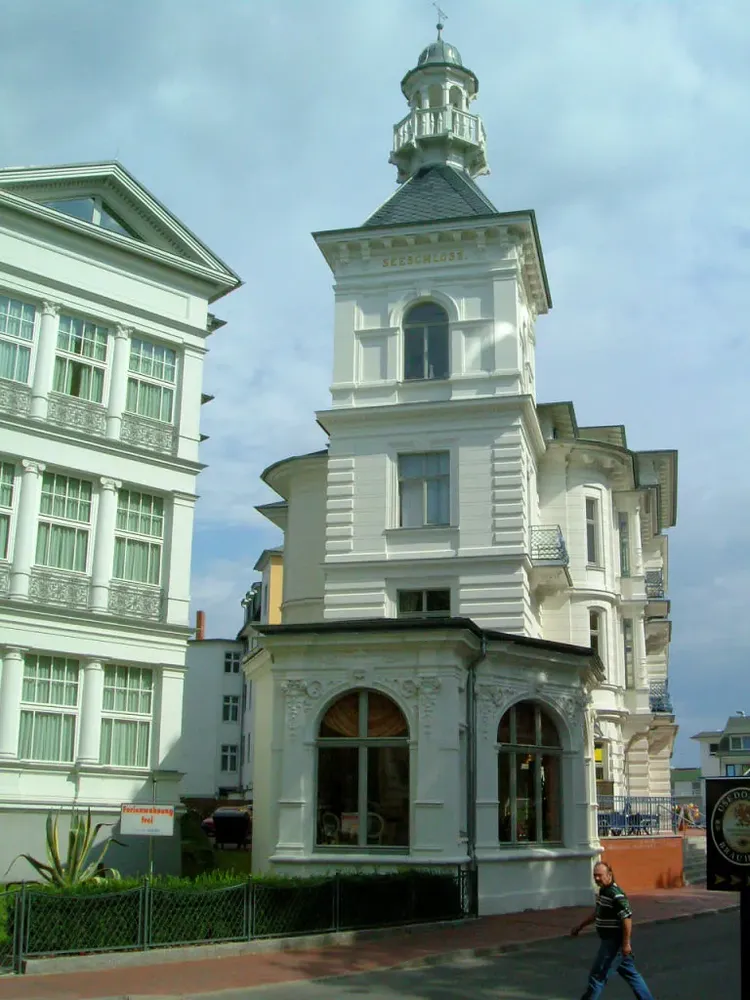 Kaiserbäder (Ahlbeck, Heringsdorf, Bansin) - Heringsdorf Seeschloss