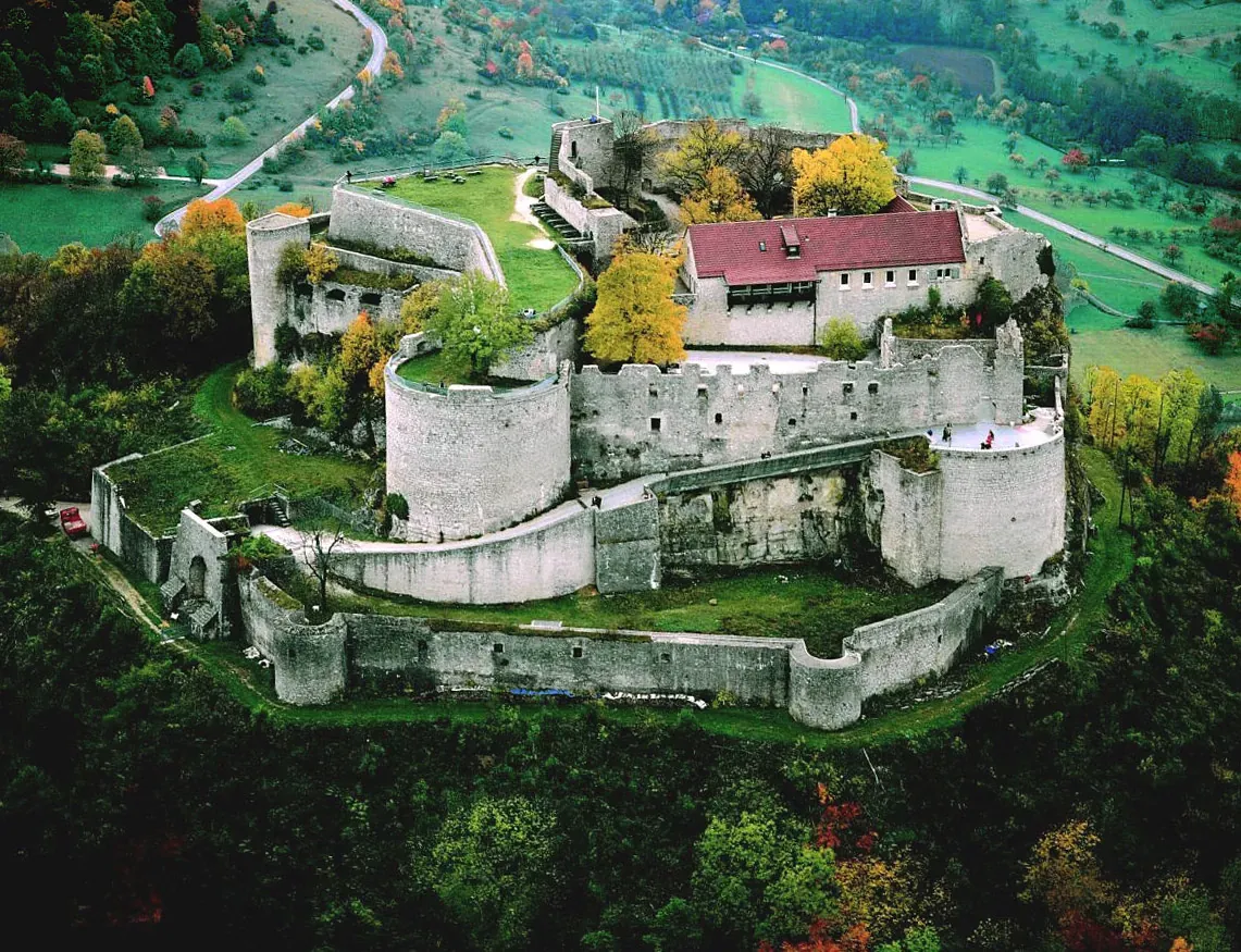 Burg Hohenneuffen in Neuffen - Hohenneuffen