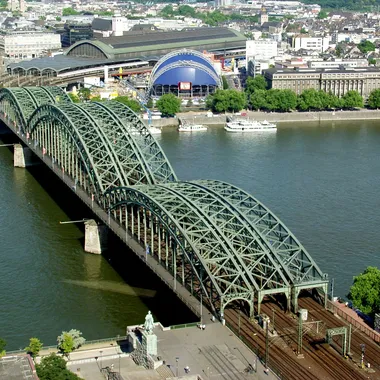 Hohenzollernbrücke - Hohenzollernbrücke Köln von oben