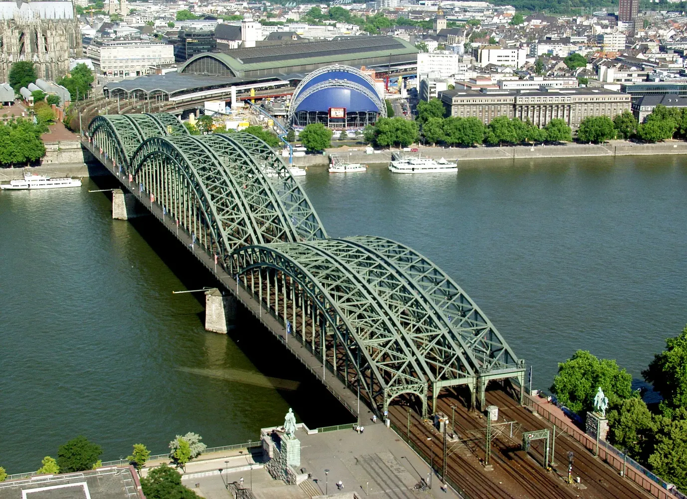 Hohenzollernbrücke - Hohenzollernbrücke Köln von oben