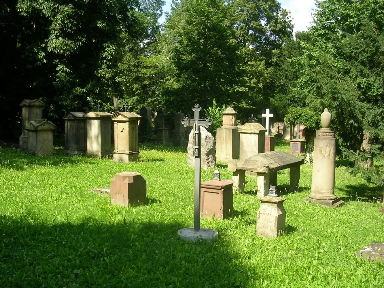 Hoppenlaufriedhof - Hoppenlaufriedhof