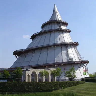 Jahrtausendturm im Elbauenpark - Jahrtausendturm