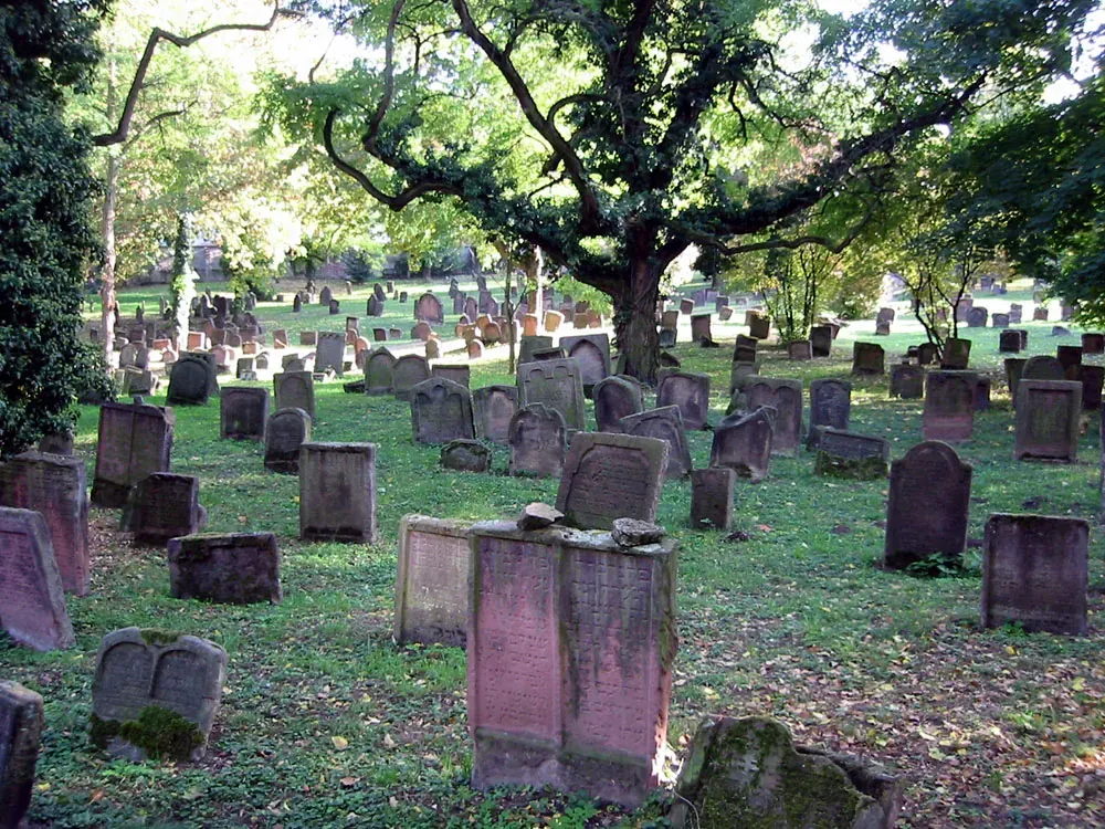 Jüdischer Friedhof "Heiliger Sand" - Jewish cemetery Worms