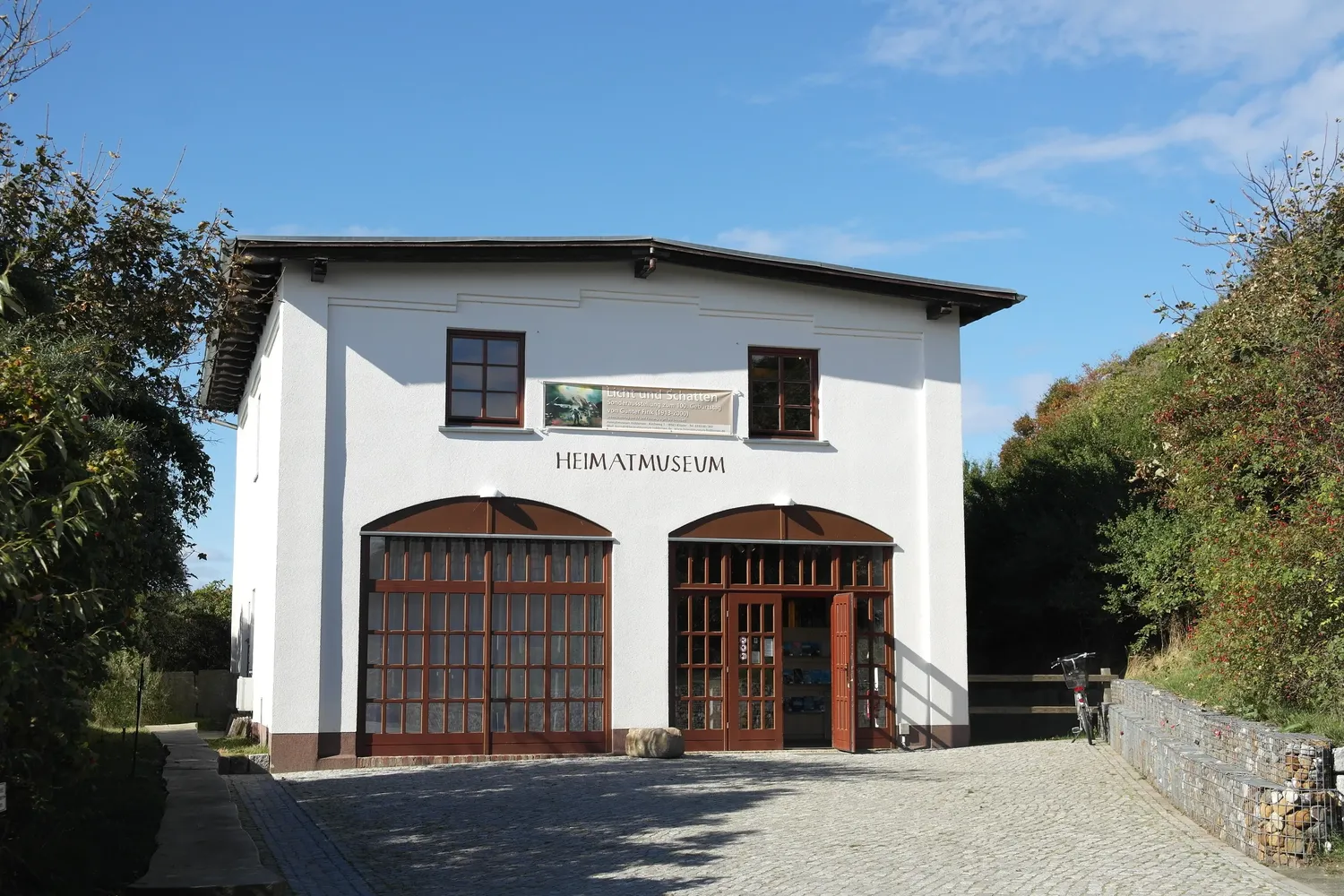 Inselkirche und Heimatmuseum Kloster - KlosterHeimatmuseum