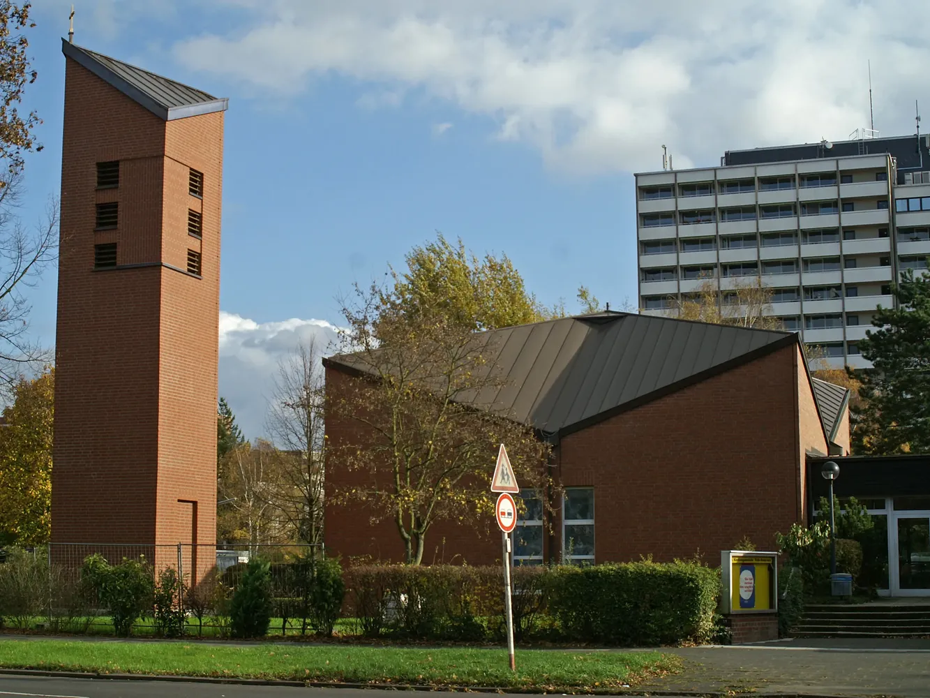 Trinitatiskirche - Koeln-Neubrueck Trinitatiskirche