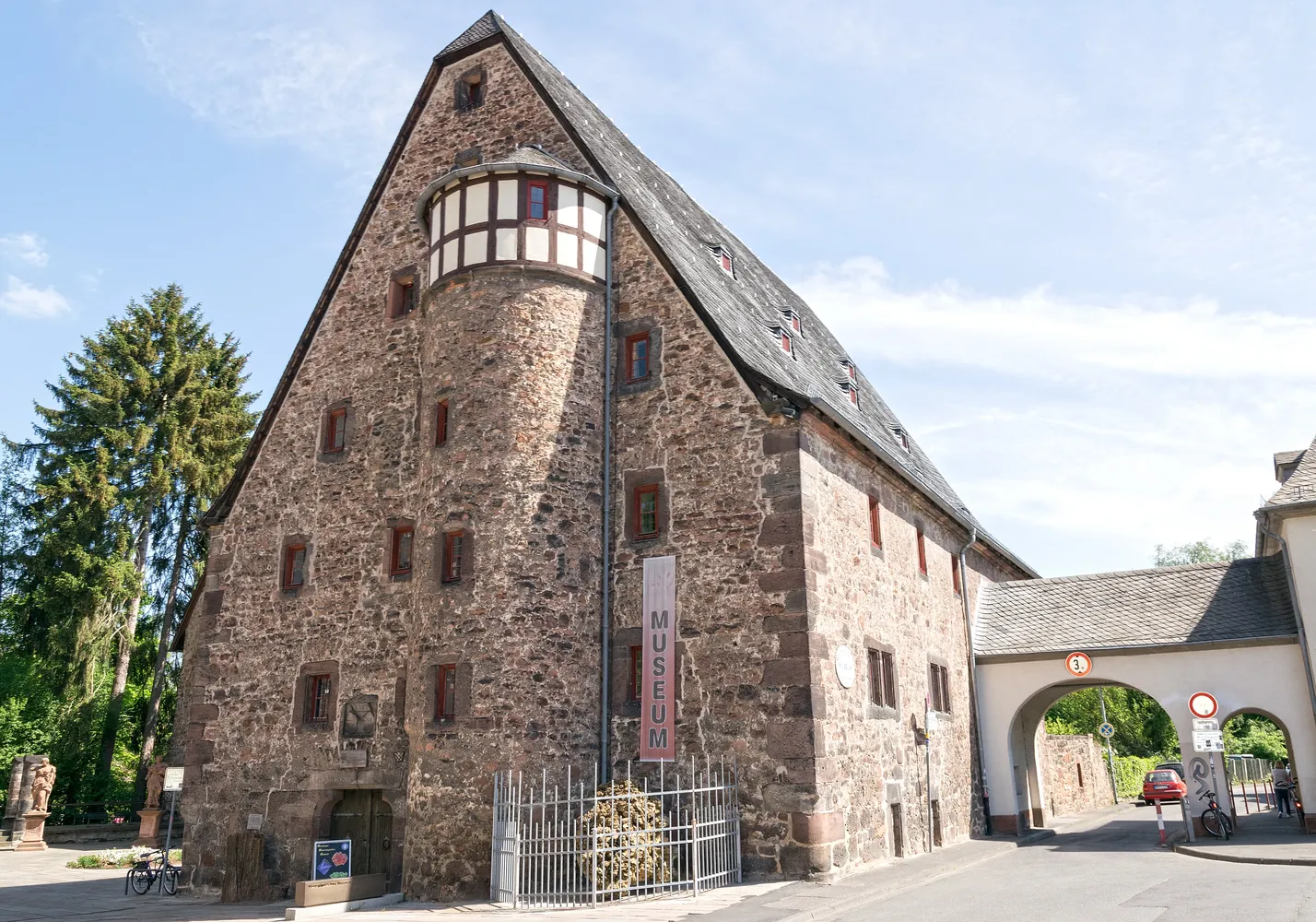 Mineralogisches Museum - Kornhaus Marburg (2)