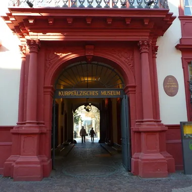 Kurpfälzisches Museum - Kurpfälzisches Museum Haupteingang