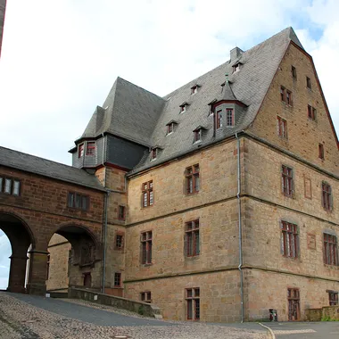 Marburger Landgrafenschloss Museum - Marburg Schloss Wilhelmsbau von SW