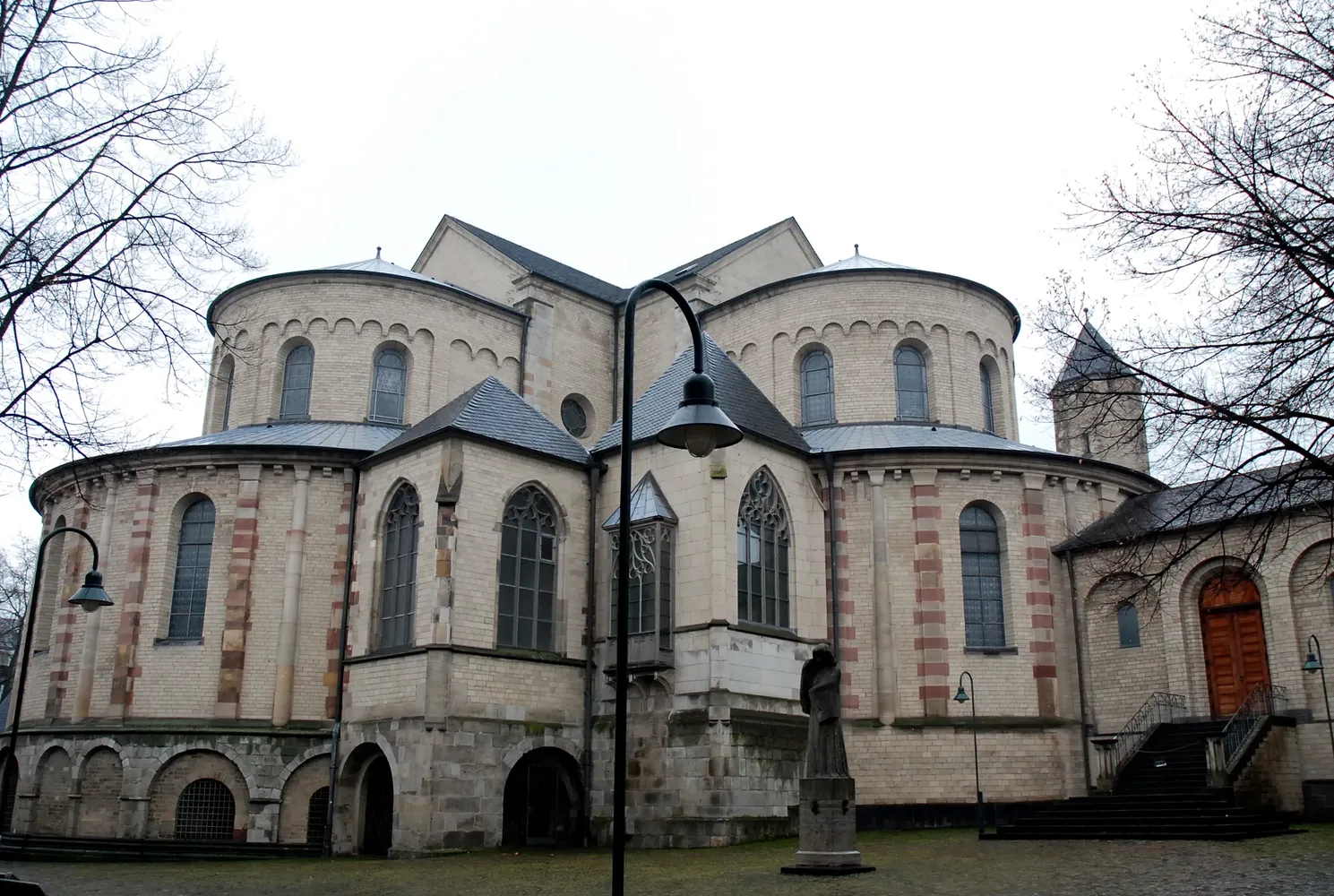 Kath. Kirche St. Maria im Kapitol - Mariaamkapitol 16-02-2009 15-36-21