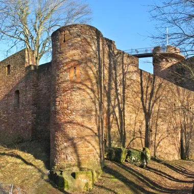 Burg Montclair in Mettlach - Montclair neu
