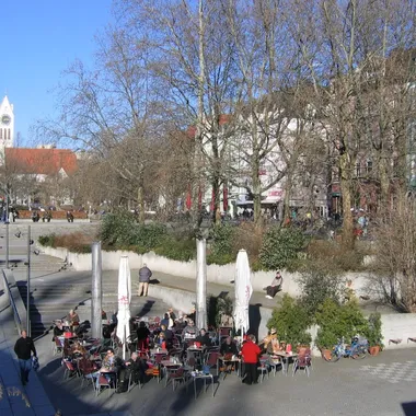 Münchner Freiheit - Muenchner Freiheit-1