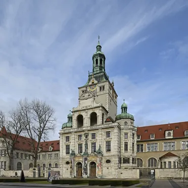 Bayerisches Nationalmuseum - Mueprinzregstrbnatmus20012018c85