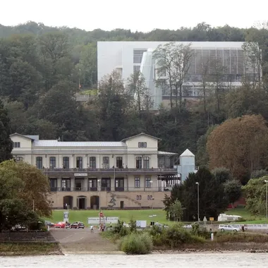 Arp Museum Bahnhof Rolandseck - Museum Arp2