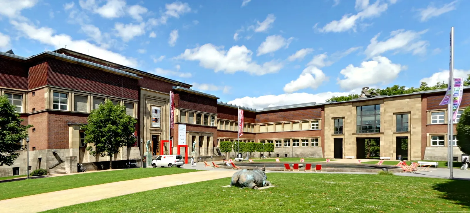 Kunstpalast - Museum Kunstpalast - Ehrenhof und nördlicher Übergang (8241-49)