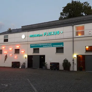Museum FLUXUS+ - Museumfluxus außenansicht