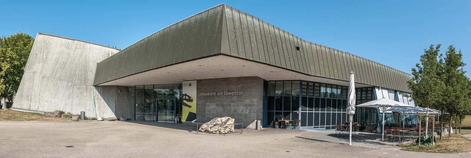 Naturkundemuseum Stuttgart - MuseumLöwentor-pjt2