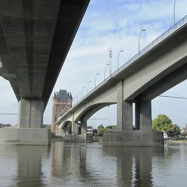 Nibelungenbrücke - Nibelungenbrücke 2014 von "Hessen", 1