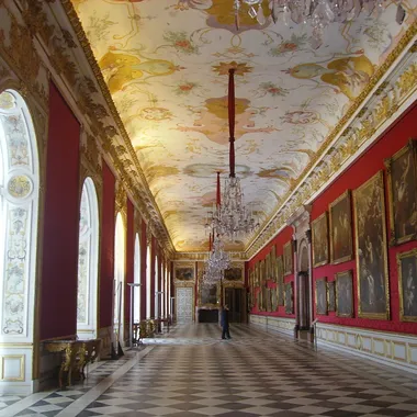 Staatsgalerie im Neuen Schloss Schleißheim - Oberschleißheim Neues Schloss Innen Große Galerie 4