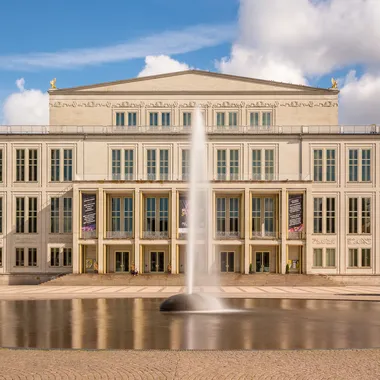 Opernhaus Leipzig - Opernhaus Leipzig Langzeitbelichtung Tag