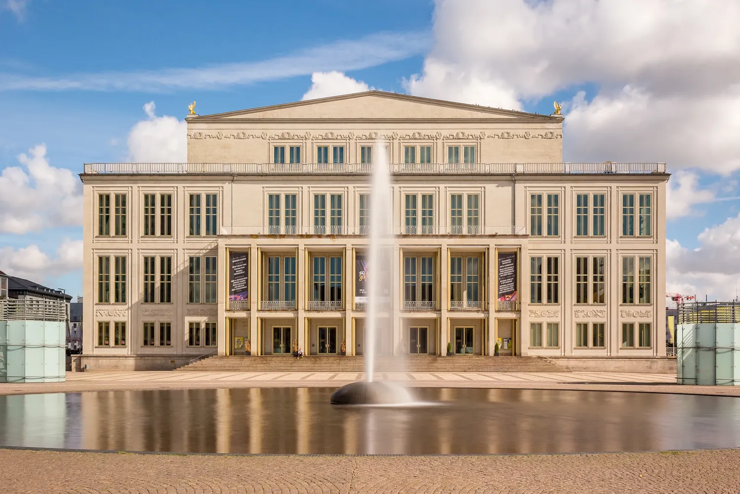 Opernhaus Leipzig - Opernhaus Leipzig Langzeitbelichtung Tag