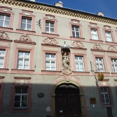 Gäubodenmuseum in Straubing - Patrizierhaus, Fraunhoferstr. 23, (Gäubodenmuseum)